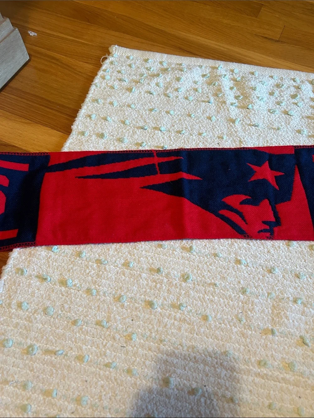 Forever Collectibles unisex Red & Navy Knit Patriots  Team Scarf with Fringe